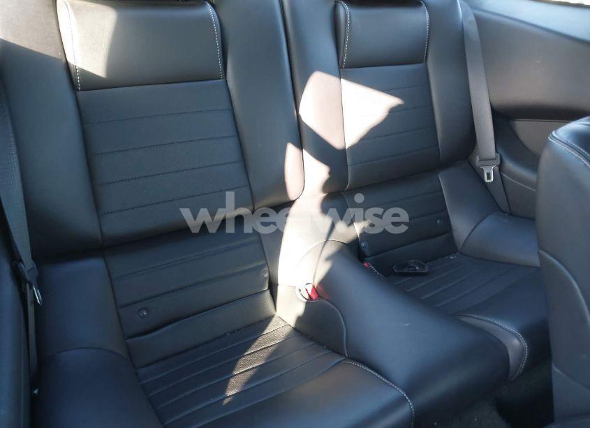 Photo 8 of 2014 Ford Mustang V6 PREMIUM (VIN 1ZVBP8AM6E5200490)