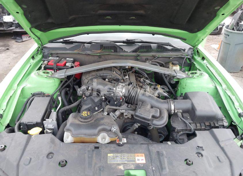 Photo 10 of 2014 Ford Mustang V6 PREMIUM (VIN 1ZVBP8AM6E5286724)