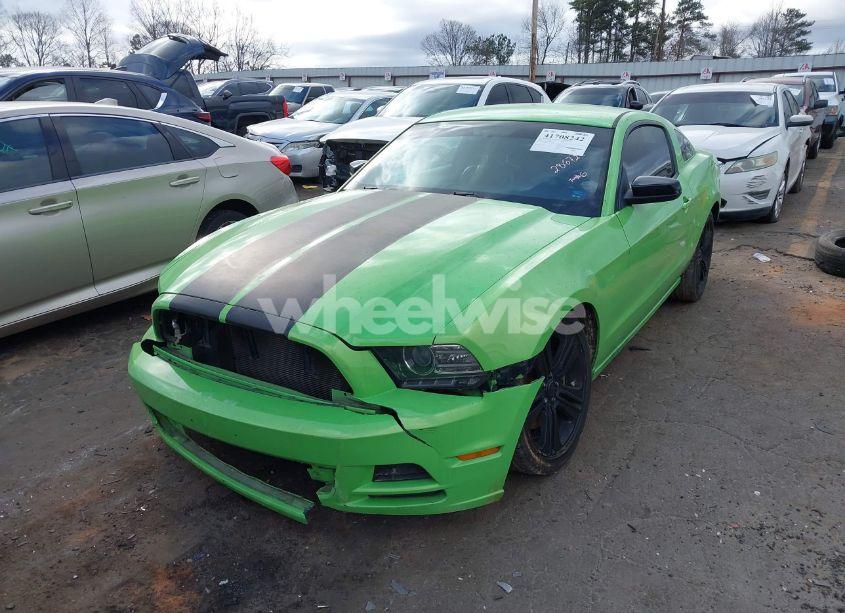 Photo 2 of 2014 Ford Mustang V6 PREMIUM (VIN 1ZVBP8AM6E5286724)