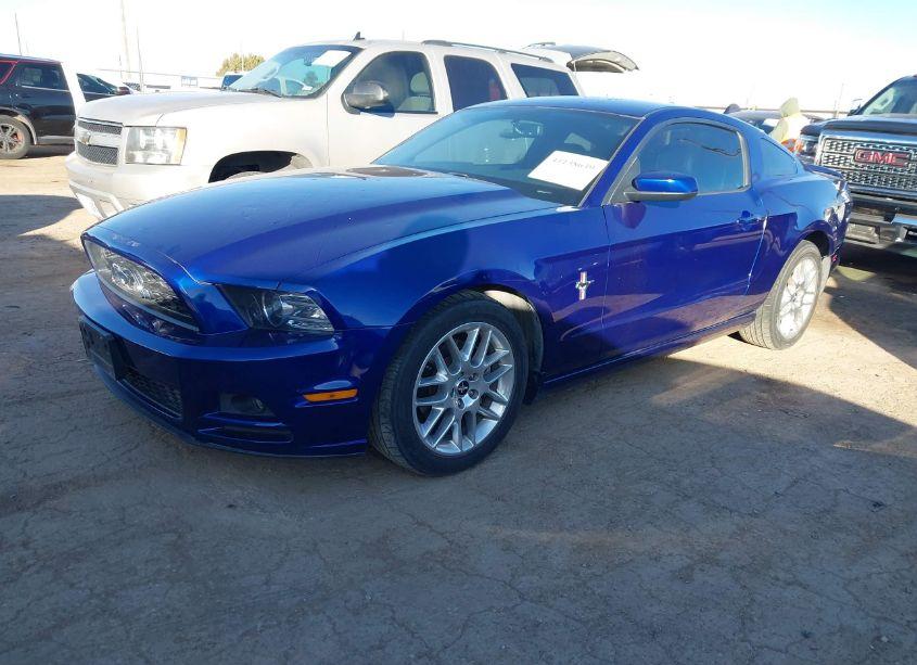 Photo 2 of 2014 Ford Mustang V6 PREMIUM (VIN 1ZVBP8AM6E5293902)