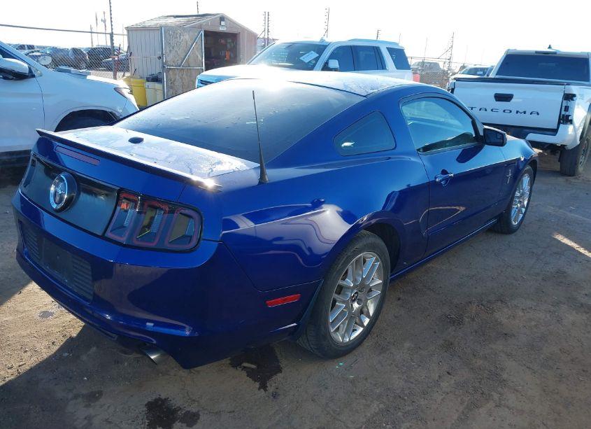 Photo 4 of 2014 Ford Mustang V6 PREMIUM (VIN 1ZVBP8AM6E5293902)
