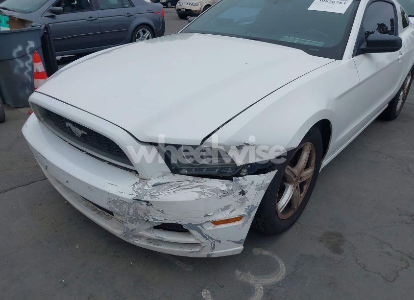 Photo 6 of 2014 Ford Mustang V6 (VIN 1ZVBP8AM6E5311038)