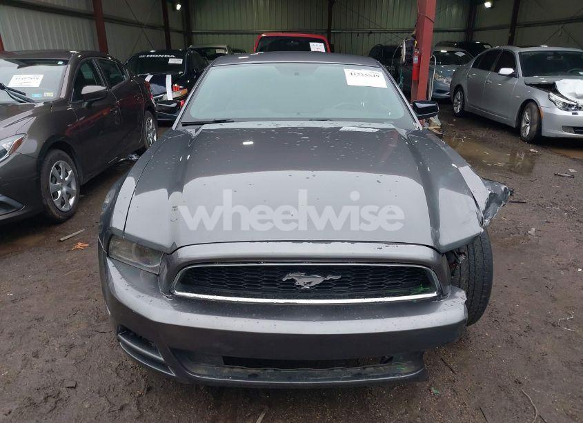 Photo 12 of 2014 Ford Mustang V6 (VIN 1ZVBP8AM6E5334433)