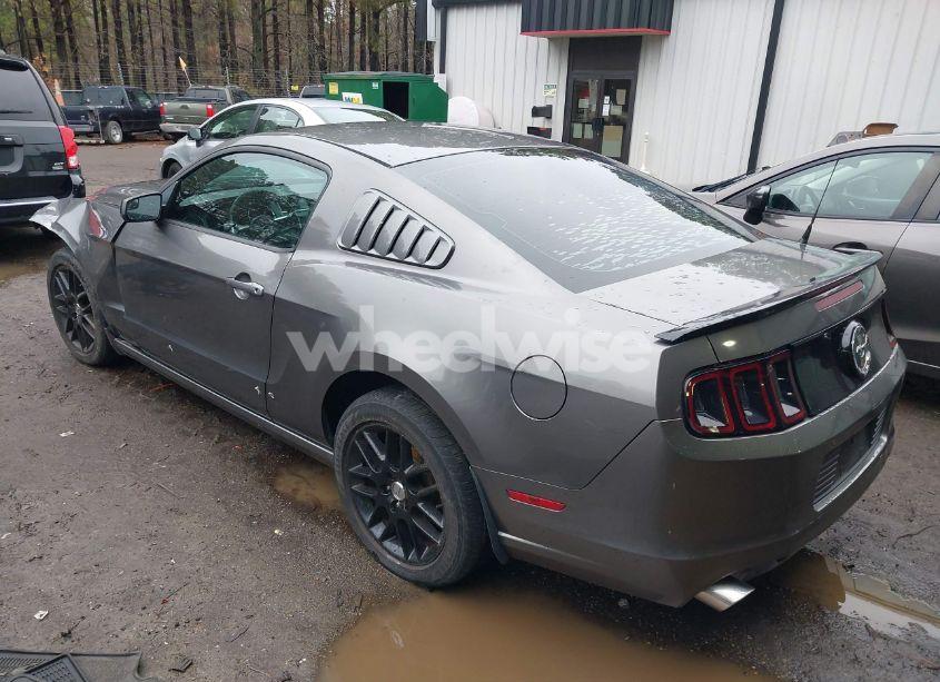 Photo 3 of 2014 Ford Mustang V6 (VIN 1ZVBP8AM6E5334433)