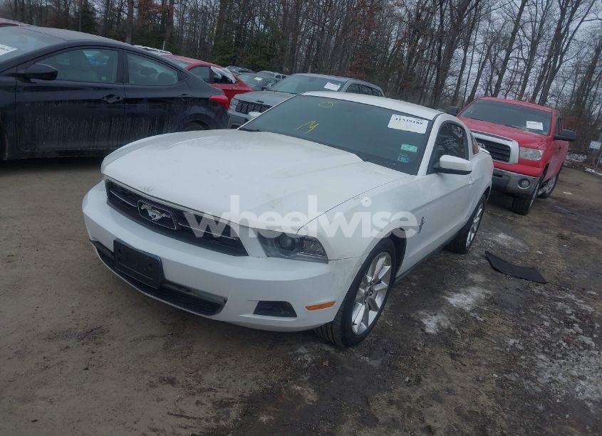 Photo 2 of 2011 Ford Mustang V6 PREMIUM (VIN 1ZVBP8AM7B5139937)