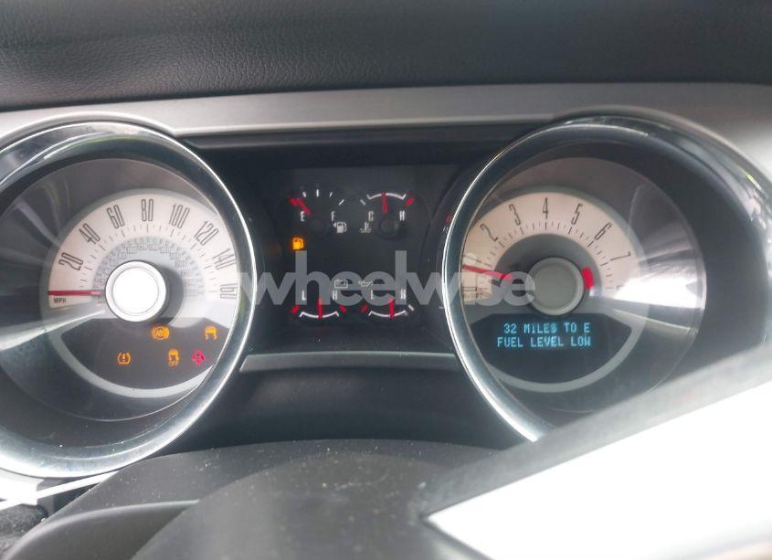 Photo 7 of 2011 Ford Mustang V6 PREMIUM (VIN 1ZVBP8AM7B5139937)