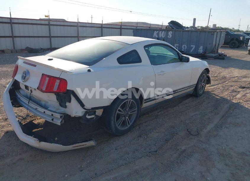Photo 4 of 2012 Ford Mustang V6 PREMIUM (VIN 1ZVBP8AM7C5205517)
