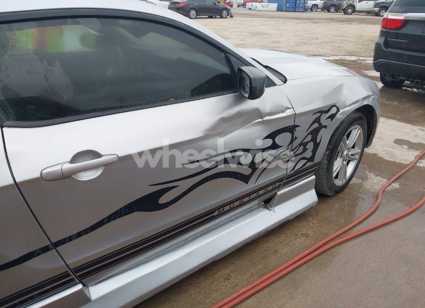 Photo 6 of 2012 Ford Mustang V6 (VIN 1ZVBP8AM7C5272635)