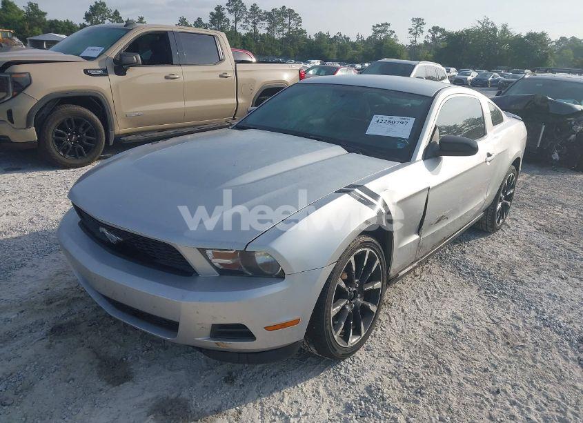 Photo 2 of 2012 Ford Mustang V6 PREMIUM (VIN 1ZVBP8AM7C5288124)