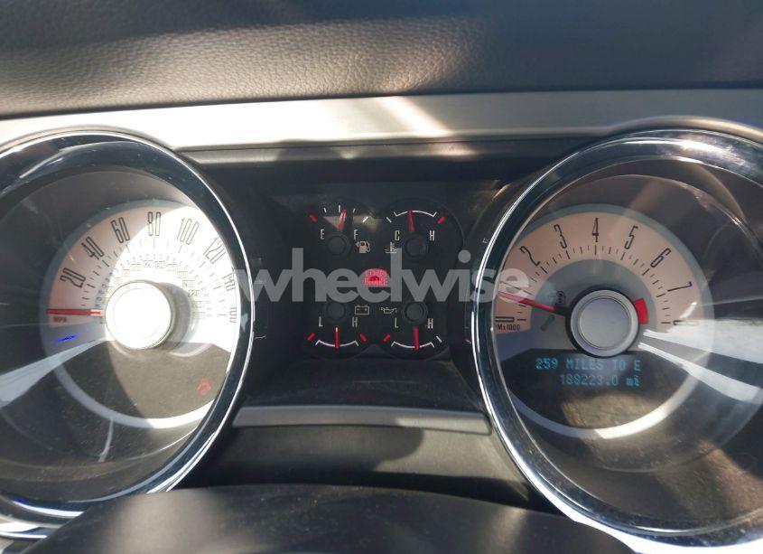 Photo 7 of 2012 Ford Mustang V6 PREMIUM (VIN 1ZVBP8AM7C5288124)