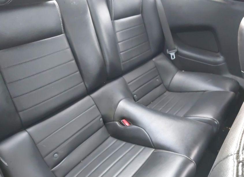 Photo 8 of 2013 Ford Mustang V6 PREMIUM (VIN 1ZVBP8AM7D5205860)