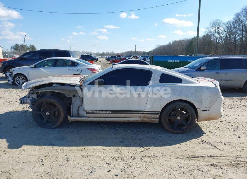 Photo 14 of 2013 Ford Mustang V6 PREMIUM (VIN 1ZVBP8AM7D5243850)