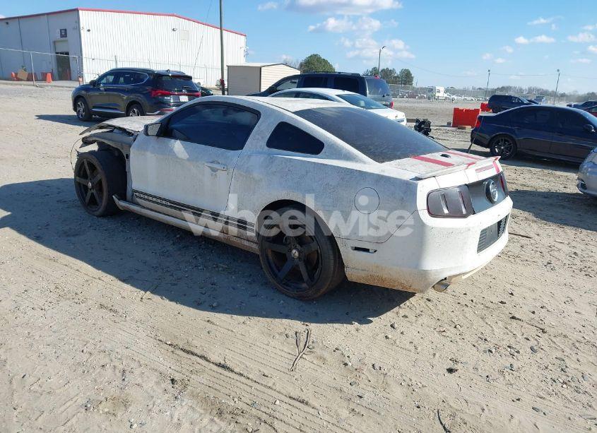 Photo 3 of 2013 Ford Mustang V6 PREMIUM (VIN 1ZVBP8AM7D5243850)