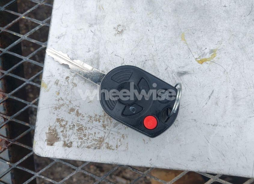 Photo 11 of 2013 Ford Mustang V6 PREMIUM (VIN 1ZVBP8AM7D5244237)