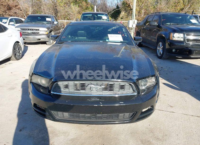 Photo 12 of 2013 Ford Mustang V6 PREMIUM (VIN 1ZVBP8AM7D5275813)