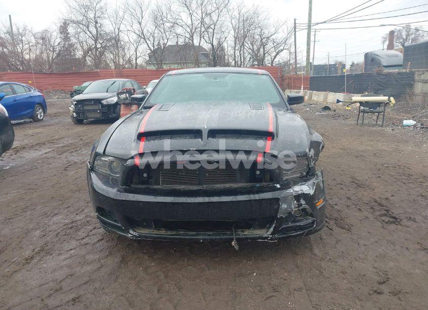 Photo 12 of 2014 Ford Mustang V6 PREMIUM (VIN 1ZVBP8AM7E5230808)