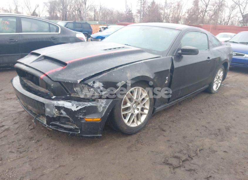 Photo 2 of 2014 Ford Mustang V6 PREMIUM (VIN 1ZVBP8AM7E5230808)