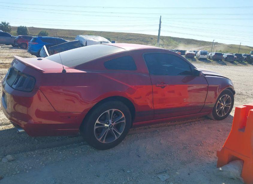 Photo 13 of 2014 Ford Mustang V6 PREMIUM (VIN 1ZVBP8AM7E5240836)
