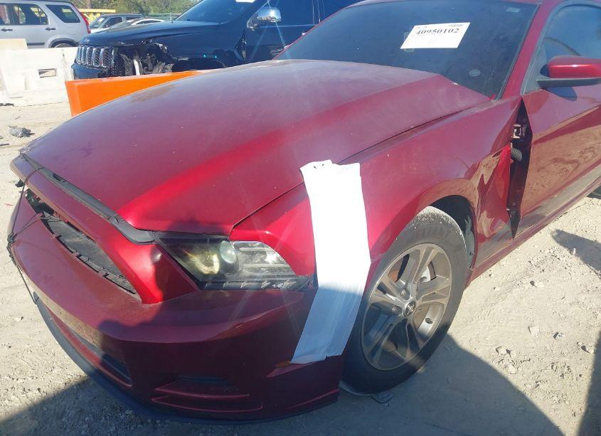 Photo 18 of 2014 Ford Mustang V6 PREMIUM (VIN 1ZVBP8AM7E5240836)