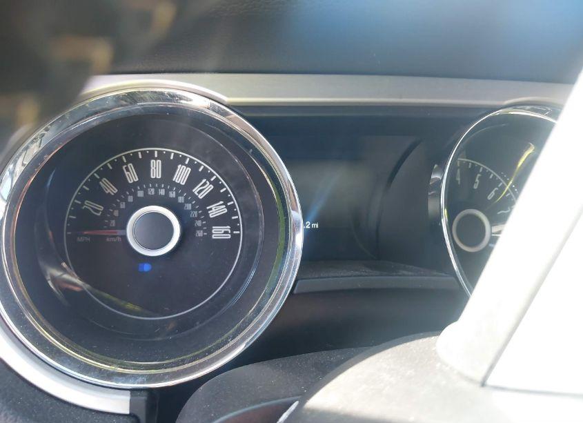 Photo 7 of 2014 Ford Mustang V6 PREMIUM (VIN 1ZVBP8AM7E5240836)