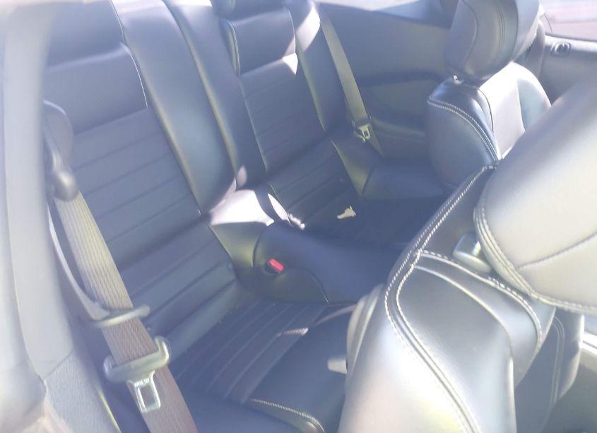 Photo 8 of 2014 Ford Mustang V6 PREMIUM (VIN 1ZVBP8AM7E5240836)