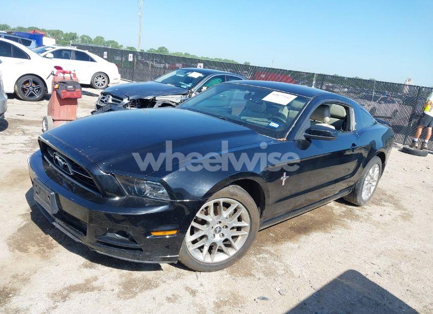 Photo 2 of 2014 Ford Mustang V6 PREMIUM (VIN 1ZVBP8AM7E5259127)