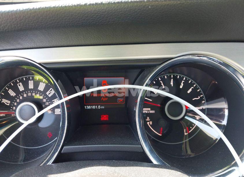 Photo 7 of 2014 Ford Mustang V6 PREMIUM (VIN 1ZVBP8AM7E5259127)