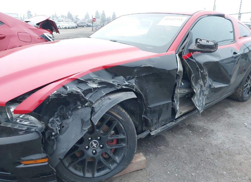 Photo 6 of 2014 Ford Mustang V6 (VIN 1ZVBP8AM7E5280754)