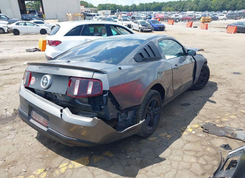 Photo 4 of 2011 Ford Mustang V6 PREMIUM (VIN 1ZVBP8AM8B5111600)