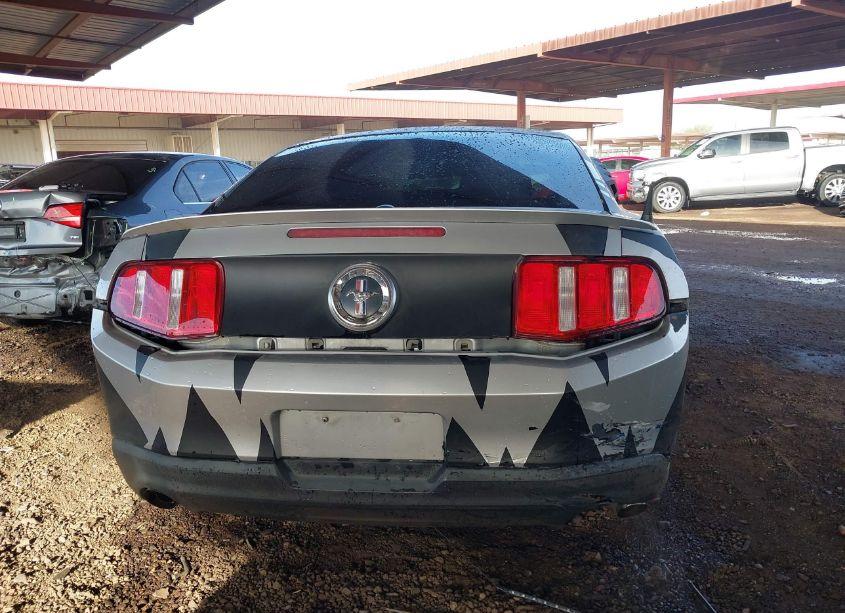 Photo 16 of 2011 Ford Mustang V6 PREMIUM (VIN 1ZVBP8AM8B5119163)