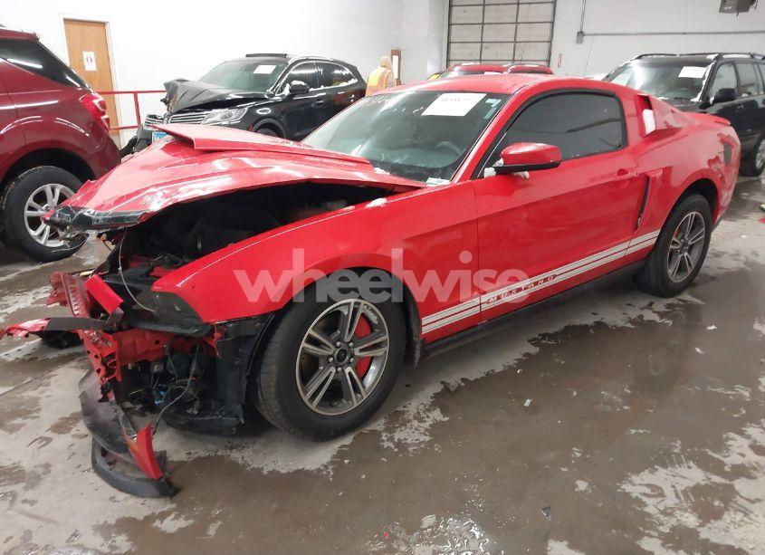Photo 2 of 2011 Ford Mustang V6 PREMIUM (VIN 1ZVBP8AM8B5138599)