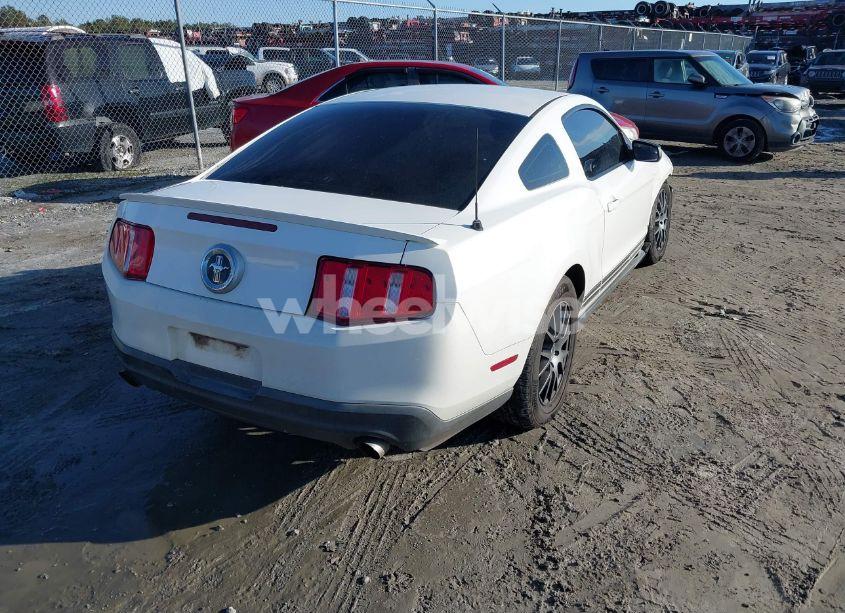 Photo 4 of 2011 Ford Mustang V6 (VIN 1ZVBP8AM8B5155399)