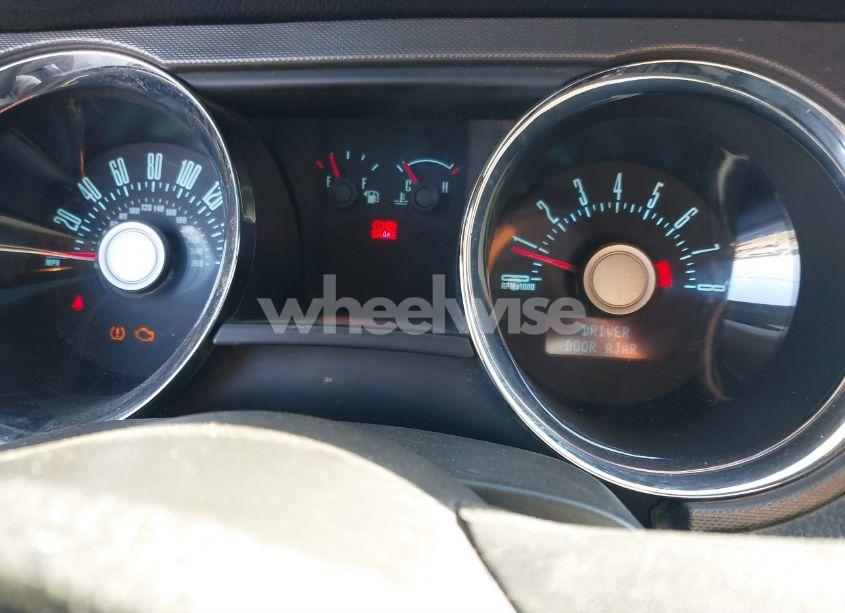 Photo 7 of 2011 Ford Mustang V6 (VIN 1ZVBP8AM8B5155399)