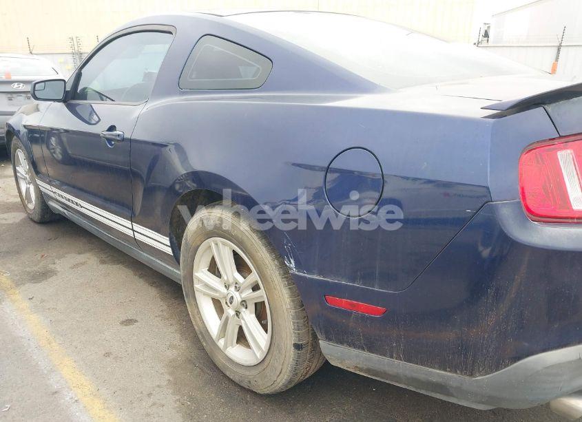 Photo 6 of 2012 Ford Mustang V6 (VIN 1ZVBP8AM8C5249784)