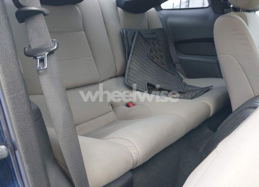 Photo 8 of 2012 Ford Mustang V6 (VIN 1ZVBP8AM8C5249784)