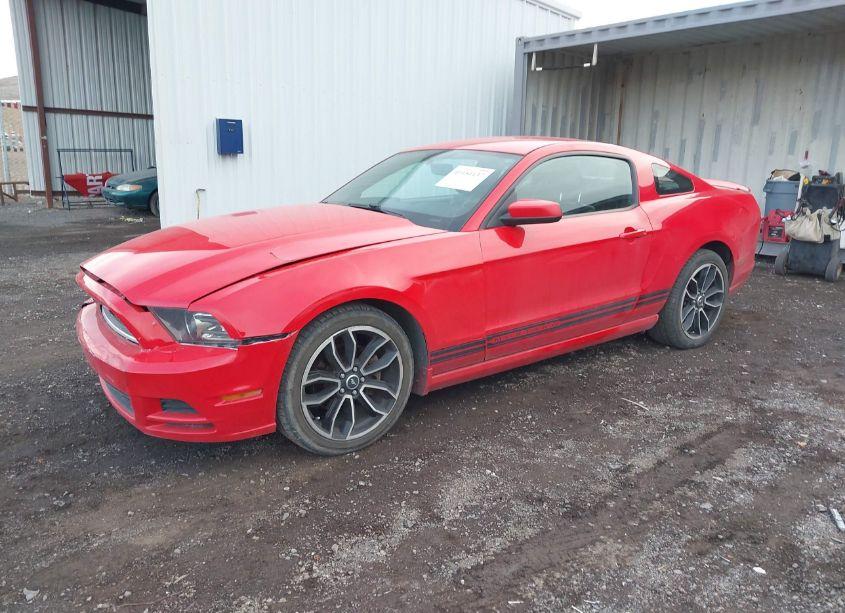 Photo 2 of 2013 Ford Mustang V6 PREMIUM (VIN 1ZVBP8AM8D5222067)