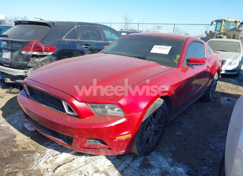 Photo 2 of 2013 Ford Mustang V6 PREMIUM (VIN 1ZVBP8AM8D5225163)
