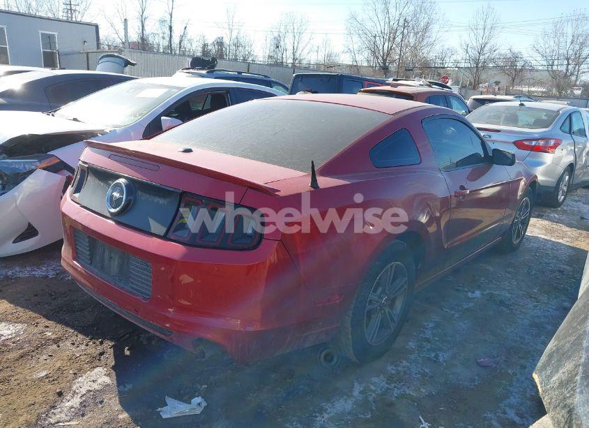 Photo 4 of 2013 Ford Mustang V6 PREMIUM (VIN 1ZVBP8AM8D5225163)