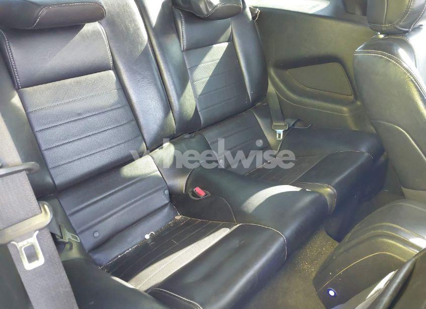 Photo 8 of 2013 Ford Mustang V6 PREMIUM (VIN 1ZVBP8AM8D5225163)