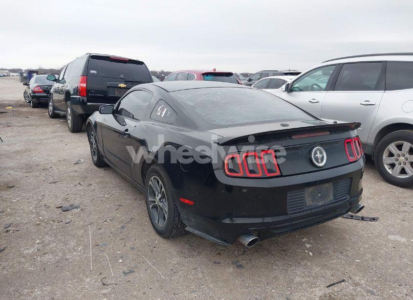 Photo 3 of 2014 Ford Mustang V6 PREMIUM (VIN 1ZVBP8AM8E5201415)