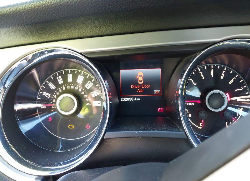 Photo 7 of 2014 Ford Mustang V6 PREMIUM (VIN 1ZVBP8AM8E5308951)