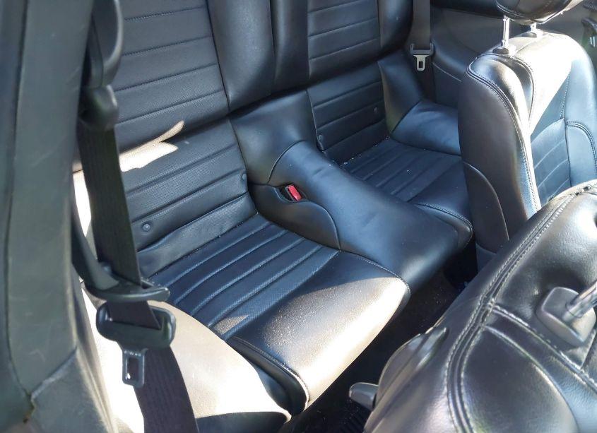 Photo 8 of 2014 Ford Mustang V6 PREMIUM (VIN 1ZVBP8AM8E5308951)