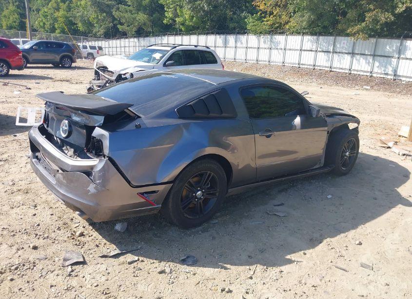 Photo 4 of 2014 Ford Mustang V6 (VIN 1ZVBP8AM8E5325295)