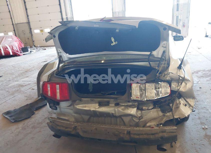 Photo 17 of 2011 Ford Mustang V6 PREMIUM (VIN 1ZVBP8AM9B5106521)