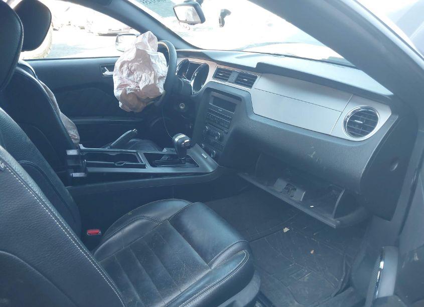 Photo 5 of 2012 Ford Mustang V6 PREMIUM (VIN 1ZVBP8AM9C5234985)