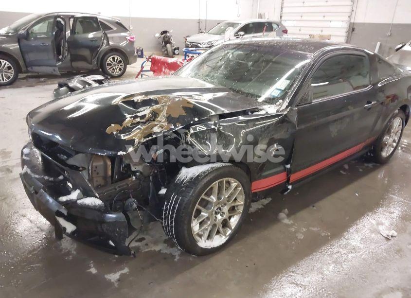 Photo 2 of 2012 Ford Mustang V6 PREMIUM (VIN 1ZVBP8AM9C5250846)