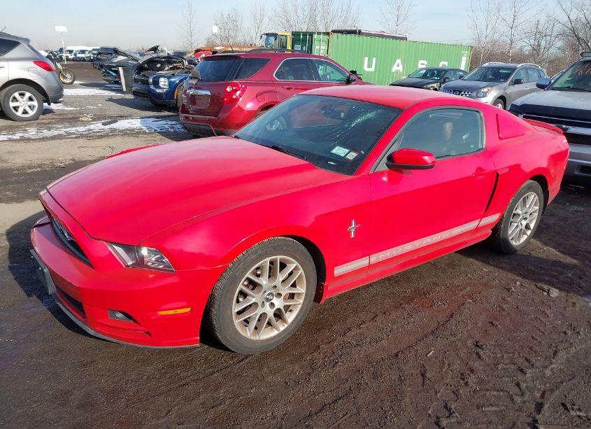 Photo 2 of 2013 Ford Mustang V6 PREMIUM (VIN 1ZVBP8AM9D5204984)