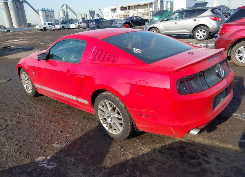 Photo 3 of 2013 Ford Mustang V6 PREMIUM (VIN 1ZVBP8AM9D5204984)