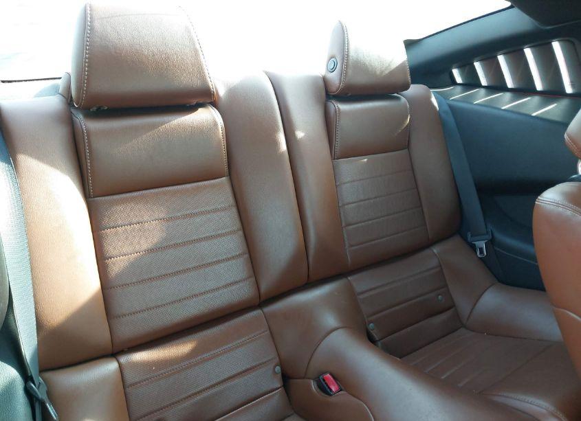 Photo 8 of 2013 Ford Mustang V6 PREMIUM (VIN 1ZVBP8AM9D5204984)