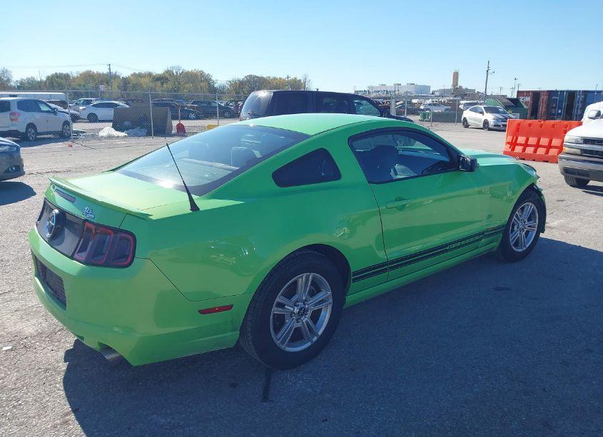 Photo 4 of 2013 Ford Mustang V6 (VIN 1ZVBP8AM9D5221266)